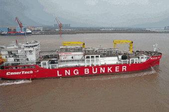 lng"气化长江"标志性工程lng运输加注船试航成功.4月23日上海交流_国