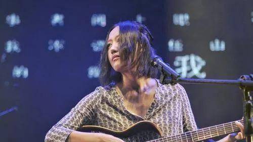 陈粒她是民谣界唯一的老公歌里藏着一整个江湖