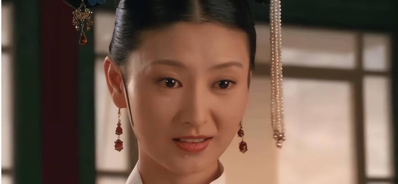 原创甄嬛传中沈眉庄清高的底气来源于哪看她的服饰就知道了