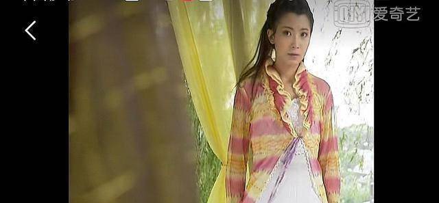 原创曾被非议的最美朱七七冻龄女神因多部热剧配角翻红真的意外