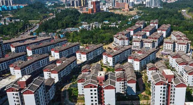 原创吉林长春钉子户被隔离四周挖掘六米深400万也泡汤