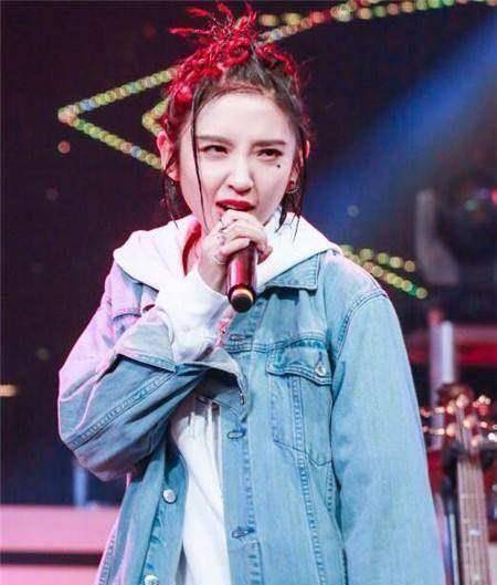 陈伟霆千玺脏辫似假发拉低颜值张一山脏辫网友丑哭了