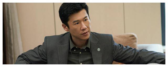 40集反腐大剧央视首播,躲过白宇帆,我却被这群王炸配角惊艳了_角色_亮