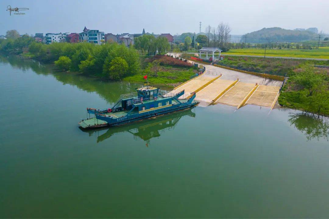 桐洲岛东梓关村隔了条富春江现在有船互通全程用不了5分钟