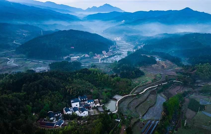 弘扬红旅文化 河南·里罗城公益新闻摄影提升培训班邀您报名_商城县