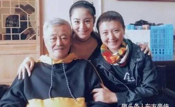 她就是在剧中扮演"王小蒙"毕畅,她是从第六部开始扮演的王小蒙,之前都