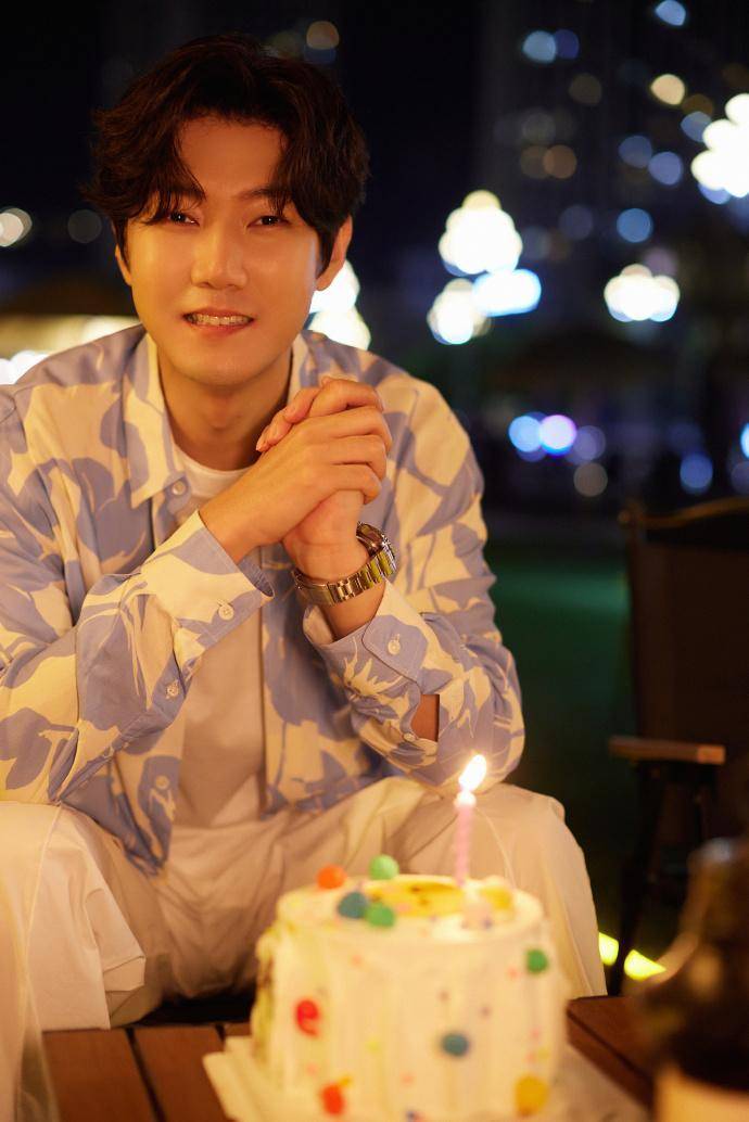 原创王晰发声致歉压在我身上的东西我快背不动了