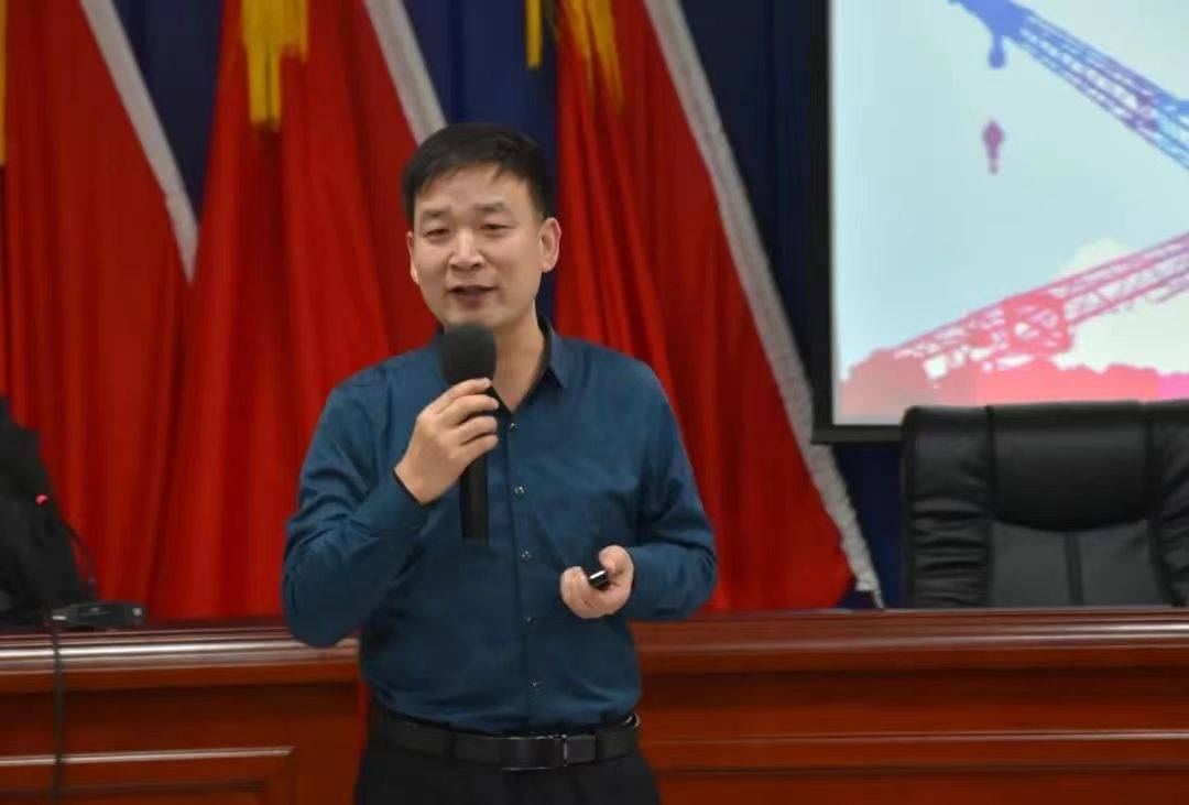 培训师王屹管理的核心对象是精英