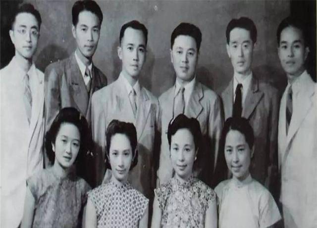 为娶到张兆和沈从文苦写四年情书结婚后妻子却并不爱他