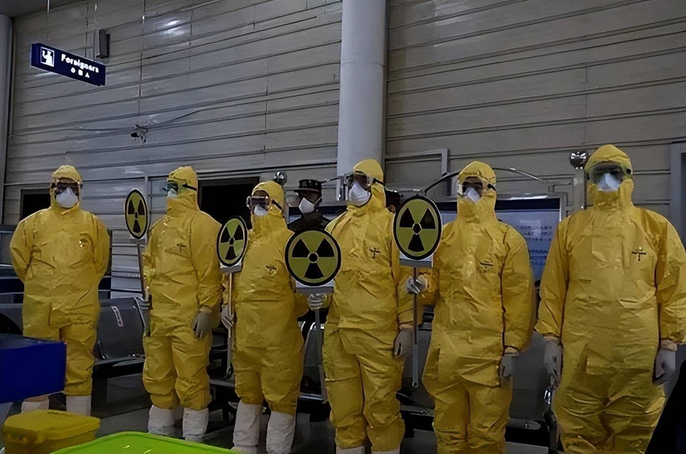 作为一个曾经历过严重核事故的国家,俄罗斯不应让类似的一幕再度出现