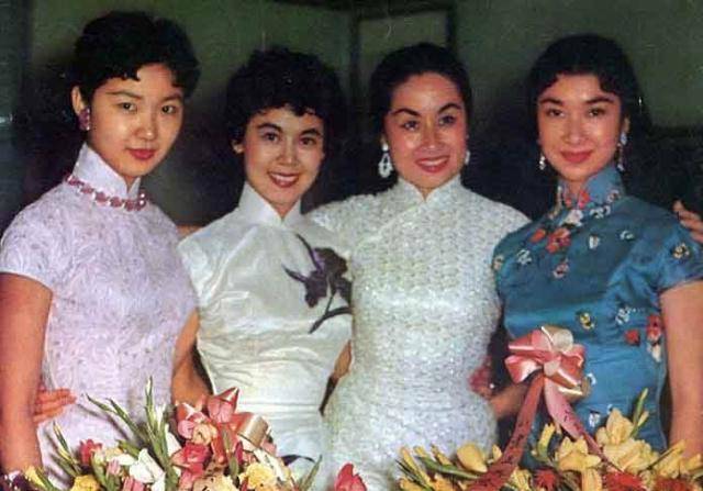 她四度膺选为亚洲影后,30岁香消玉殒,公公是上将,父亲更厉害_林黛