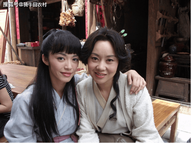 原创闫妮离婚那年老了10岁公婆含泪不舍她离家怒骂儿子太不争气