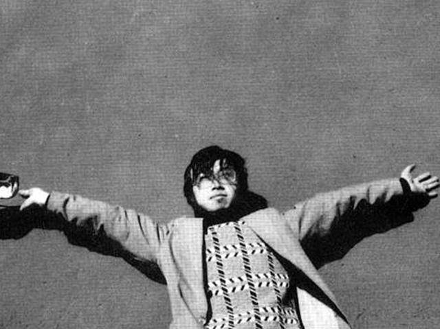 海子25岁自杀后,留下5封遗书,都写道:我的死,是他俩造成的_常远_孙舸