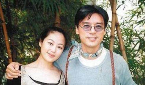 谭咏麟两个老婆图片图片