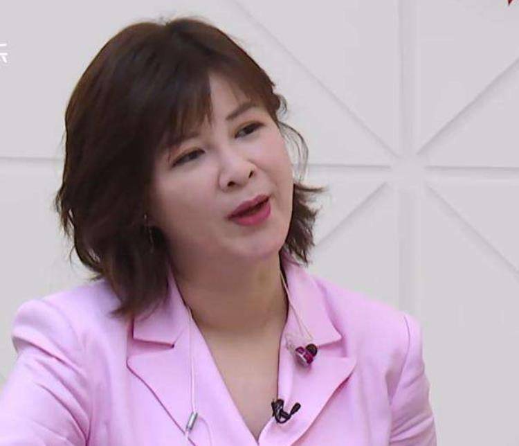 从月薪三千到身价十亿,内娱教母杜华到底有多彪悍?_王一博_韩庚_公司