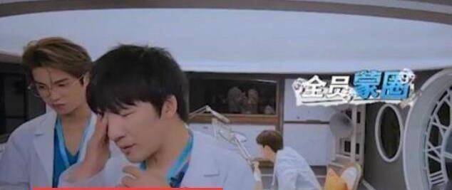 大张伟说郭麒麟当艺人可惜了大张伟高度称赞郭麒麟是怎么回事