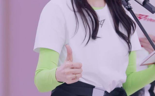 原创吹嘘自己就吹嘘自己为什么非要拉别人衬托