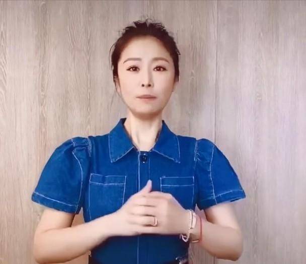 原创破与霍建华离婚传闻林心如卖力宣传电影不停秀无名指婚戒