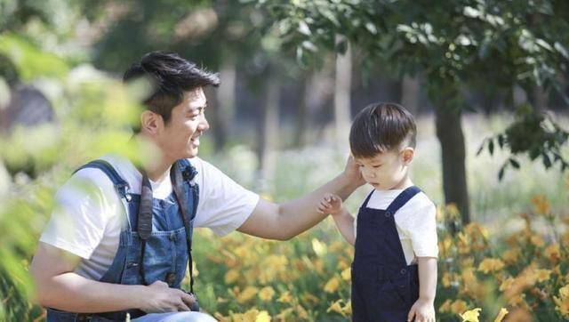 从"软饭男","靠儿子上位"到实力派演员,杜江仅用了2部电影_杜淳_电视