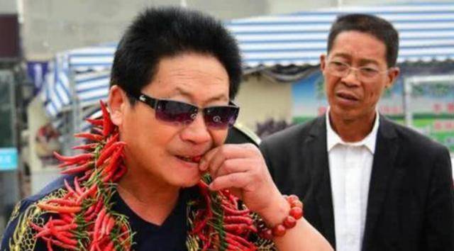 李永志在多年的吃辣生涯中,虽然口腔并没有什么问题,但是他的胃却扛不