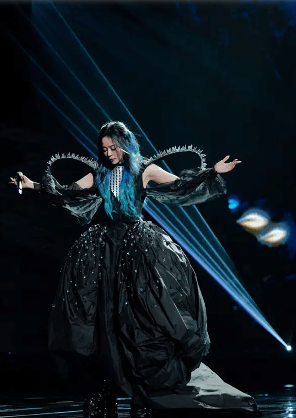 大河票务网张靓颖光巡回演唱会福州站4月20日精彩来袭