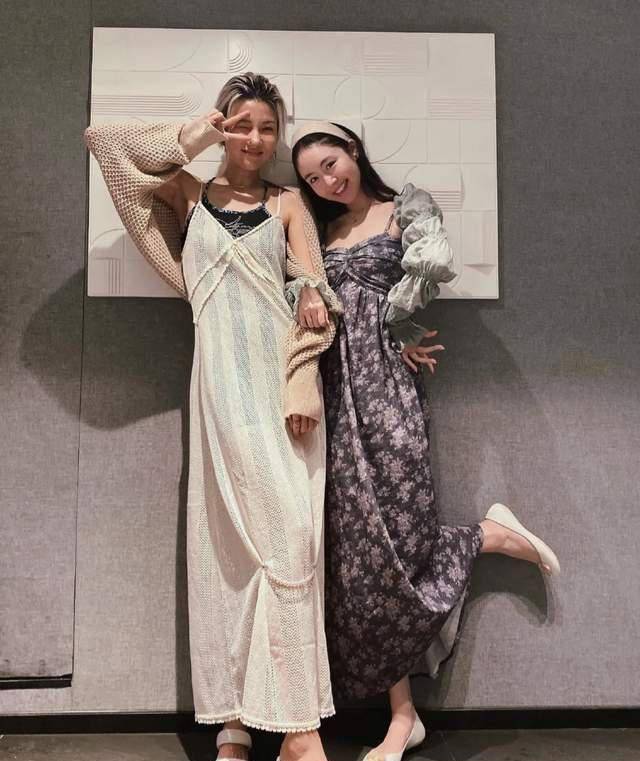 陈露频繁晒靓照引不满闺蜜王萌霸气维护获网友高度认可和祝福