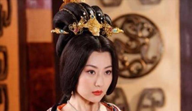 原创他1岁当皇帝13岁爱上表嫂为娶她杀舅父一家后表嫂掌权18年