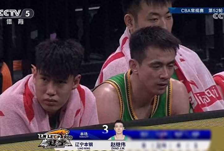 原创辽宁男篮险胜杨鸣主导赵继伟1212本土奇兵三分三发命中