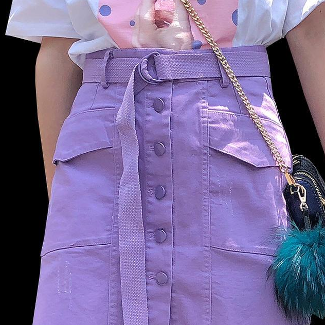 紫色半身短裙让你秒变大长腿