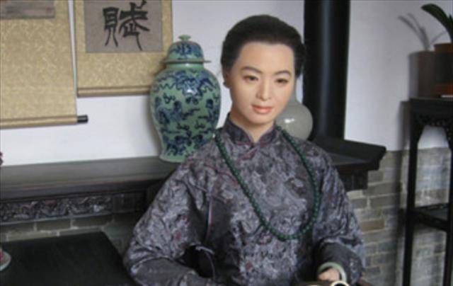 丈夫留下巨额遗产,却被亲戚抢占,她灵机一动:我有遗腹子_刘青霞_家庭