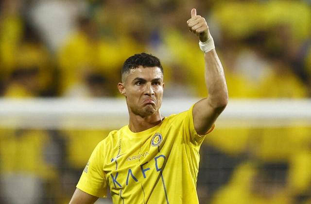 利雅得新月以21淘汰利雅得胜利c罗被红牌罚下