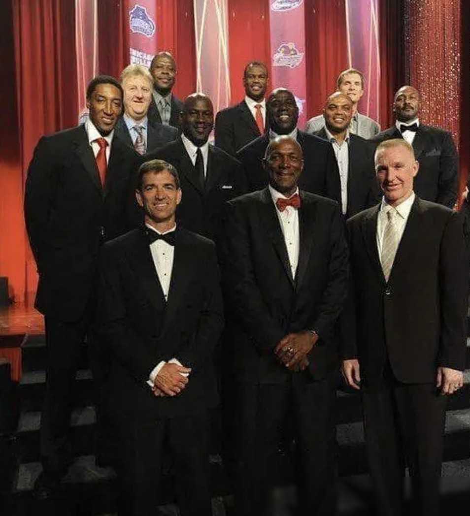 92年美国梦一队:夺冠无需多加思索,教练席拴条狗便是铁证如山_篮球_号