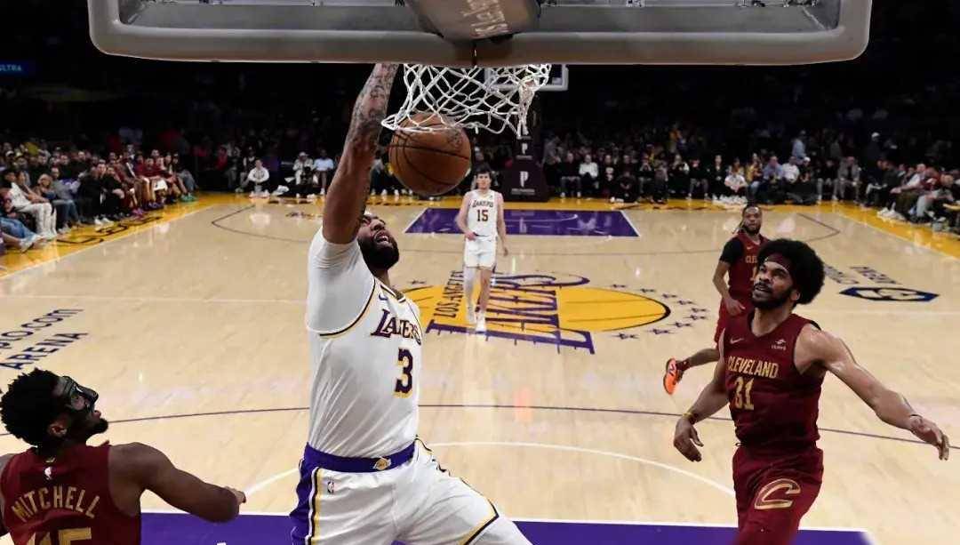 原创湖人9胜1负同期西部最佳实力强劲