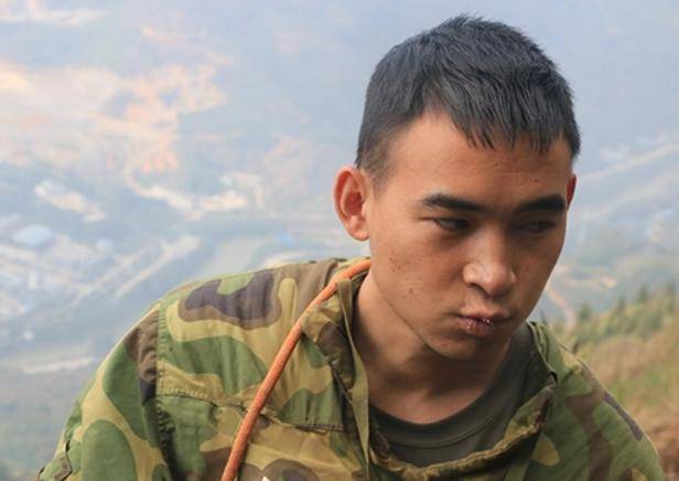 排雷英雄杜富国双目失明荣获一等功如今能享受到什么待遇