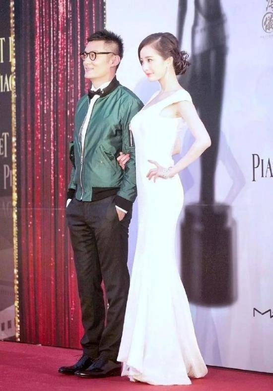 原创杨幂的好身材全靠p看了她八年前的旧照不愧是老天赏饭吃