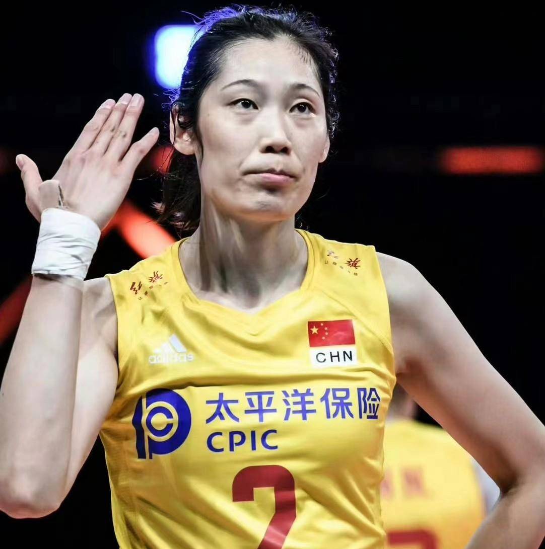 原创朱婷回归事件发酵官媒记者引发争议两字之差意思天壤之别