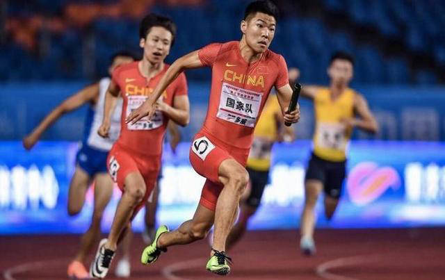 李贺和隋高飞中国短跑新希望的接力角色亟待加入