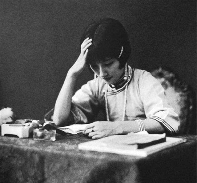 徐志摩离婚没有得到父母同意,他骄傲地说:"我是民国第一个根据法律