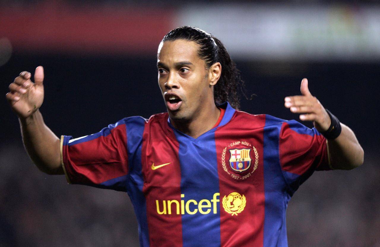 巴萨十大巴西球星,小罗领衔,内马尔第三,大罗上榜!