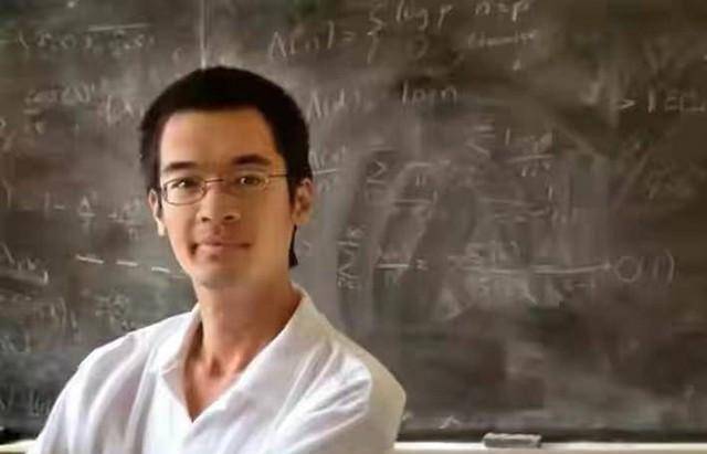 中国神童陶哲轩8岁高考760分智商超过爱因斯坦