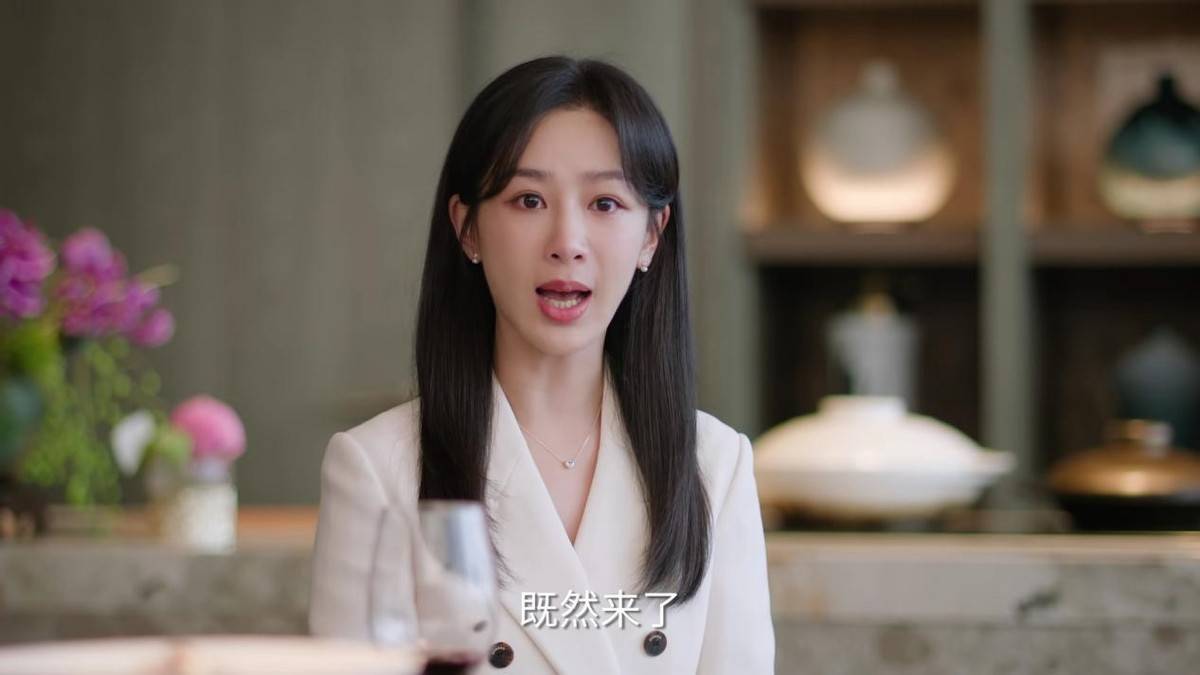 条件不符就别尬演"情妇"了,《承欢记》王梓薇告诉你,啥是教科书式撩人