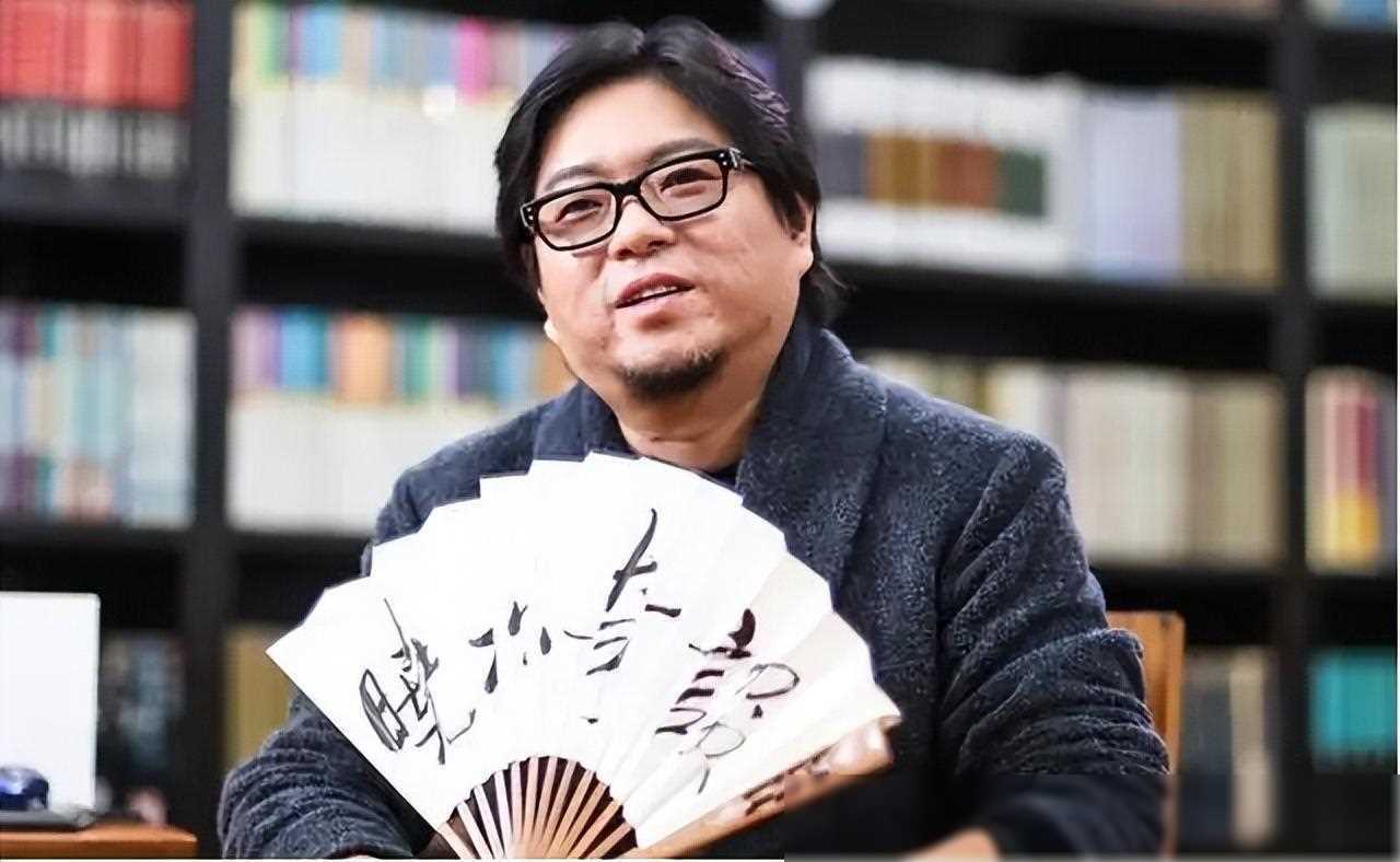 高晓松道歉回应争议,自曝抑郁经历,评论区引发网友热议