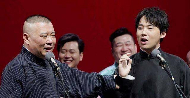 德云社演员返璞归真用行动表达对父母的爱这也是传承