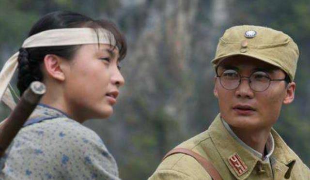 19岁藏族姑娘嫁给湘西王,婚后仅7个月去世,他:当初就不该娶你_陈渠珍