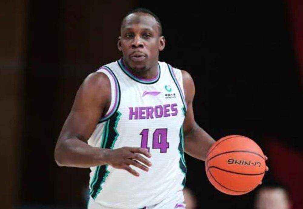 恭喜男篮哈德森正式上任亮相中国新岗位年薪六位数很满足