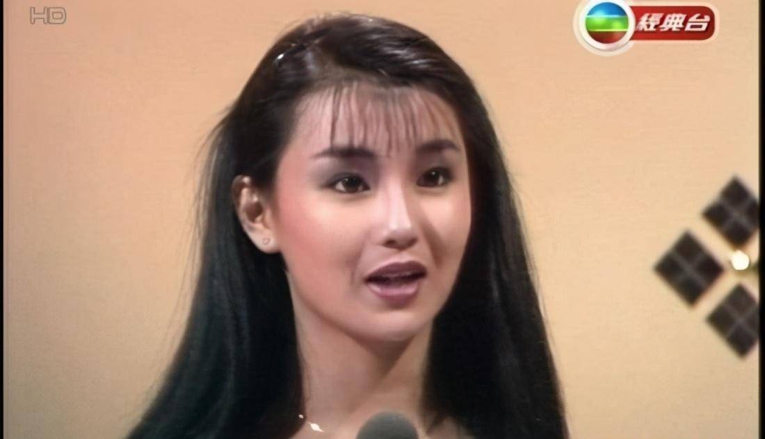 六,1987年邱淑贞众所周知,邱淑贞是时尚女神,她也曾经参加过港姐比赛