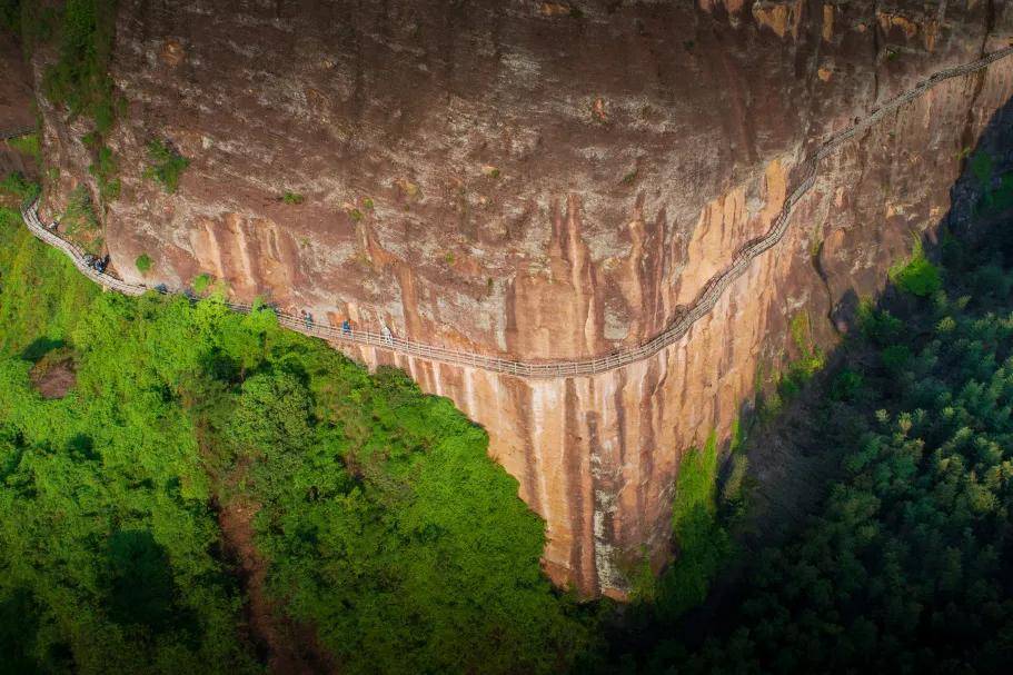 加量不加价报名送竹筏皮艇双漂流体验龙虎山第二届越野登山赛报名啦