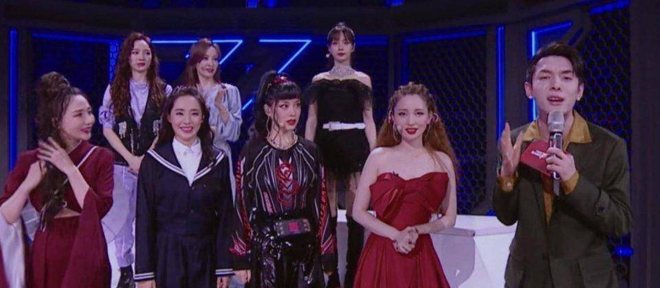 原创宁静现身李佳奇直播间迟到半小时状态不佳疑用一句话回应万茜