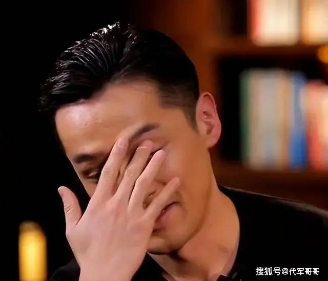 原创薛佳凝分手15年后胡歌娶妻生子她却选择出家背后心酸无人知