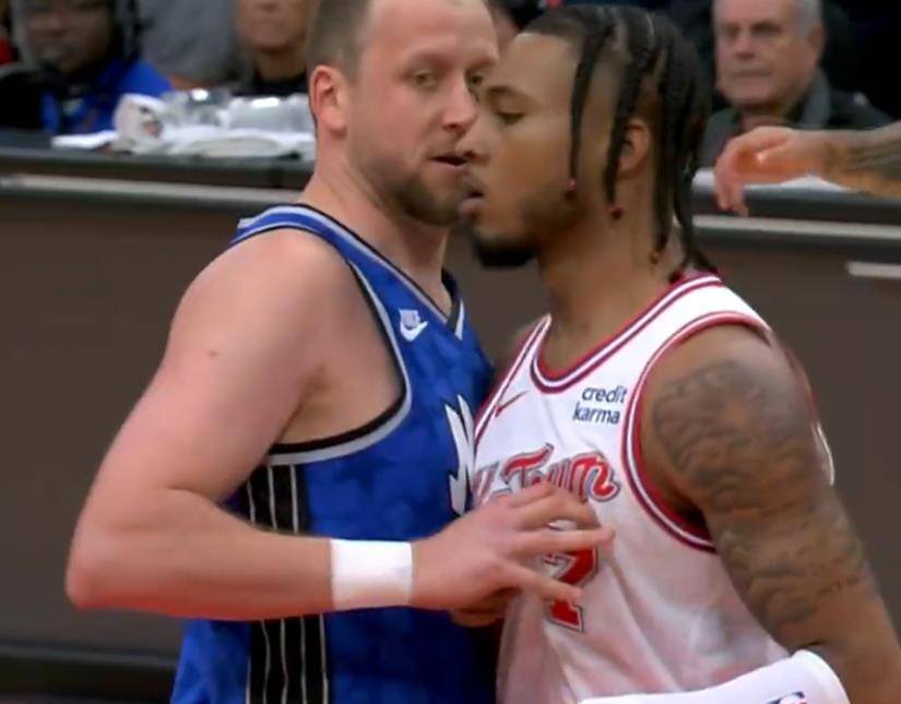 nba常规赛火箭首发全部双胜魔术结束五连败范乔丹378白魔被驱逐出场